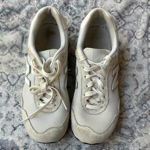 New Balance Women's Cream Sneakers